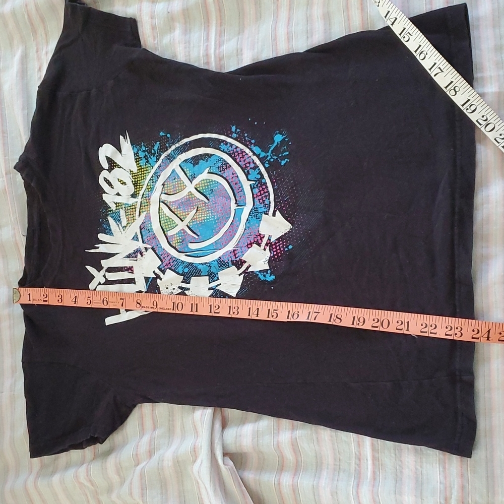 Blink 182 shirt - Picture 3 of 9
